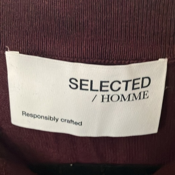 Selected: Maroon Cardigan Sweater- 100% cotton- zipper - Picture 2 of 16